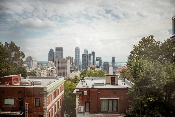 Découvrez les Quartiers Idéals pour un Séjour Court dans une Métropole